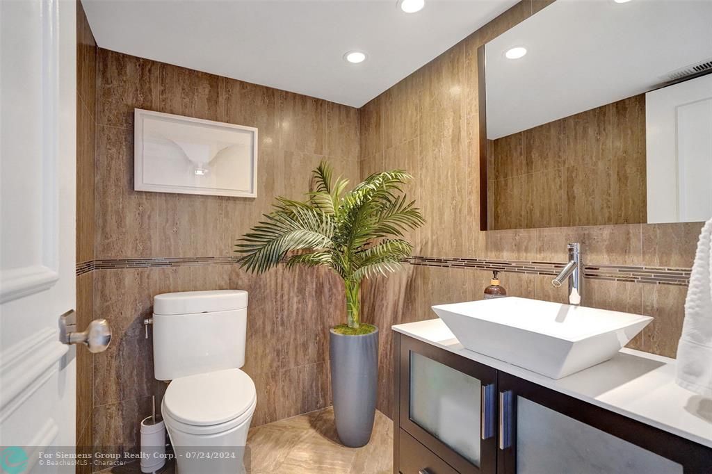 Boca Raton, Florida 33432, 3 Bedrooms Bedrooms, ,2 BathroomsBathrooms,Condo/Co-op/Villa/Townhouse,Exclusive Right,Ocean Blvd,F10448151
