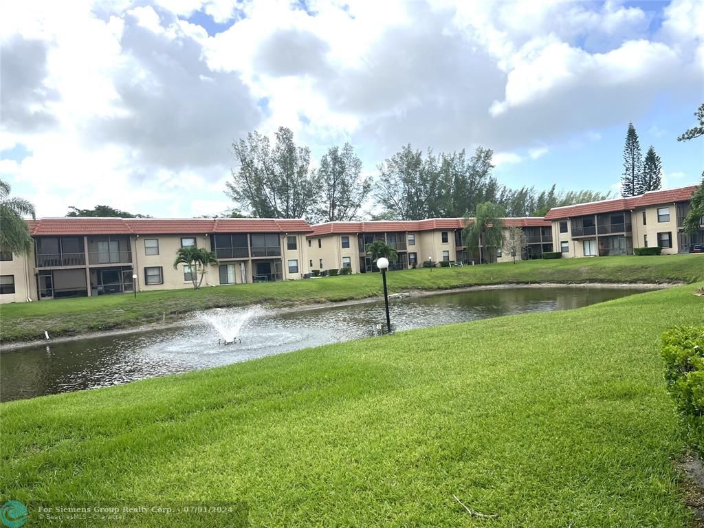 Boca Raton, Florida 33433, 2 Bedrooms Bedrooms, ,2 BathroomsBathrooms,Residential Rental,Exclusive Right,Lake Forest Cir,F10448519