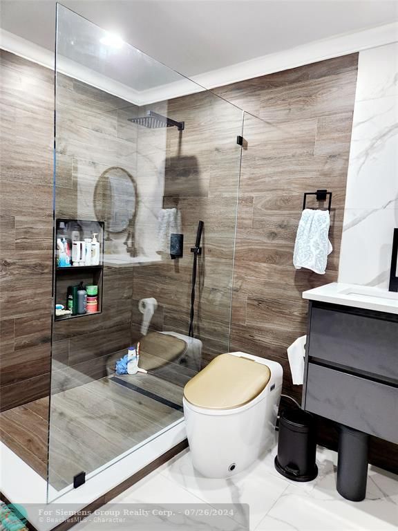 Open shower view