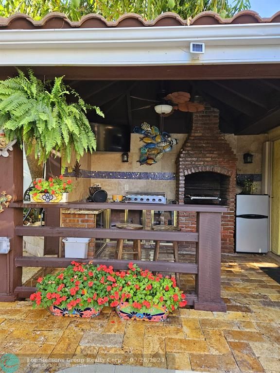 Gourmet out side kitchen