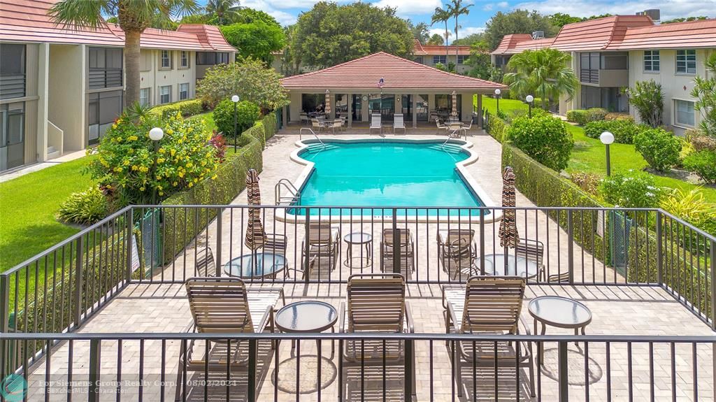 Boca Raton, Florida 33486, 2 Bedrooms Bedrooms, ,2 BathroomsBathrooms,Condo/Co-op/Villa/Townhouse,Exclusive Agency,13th St,F10448781