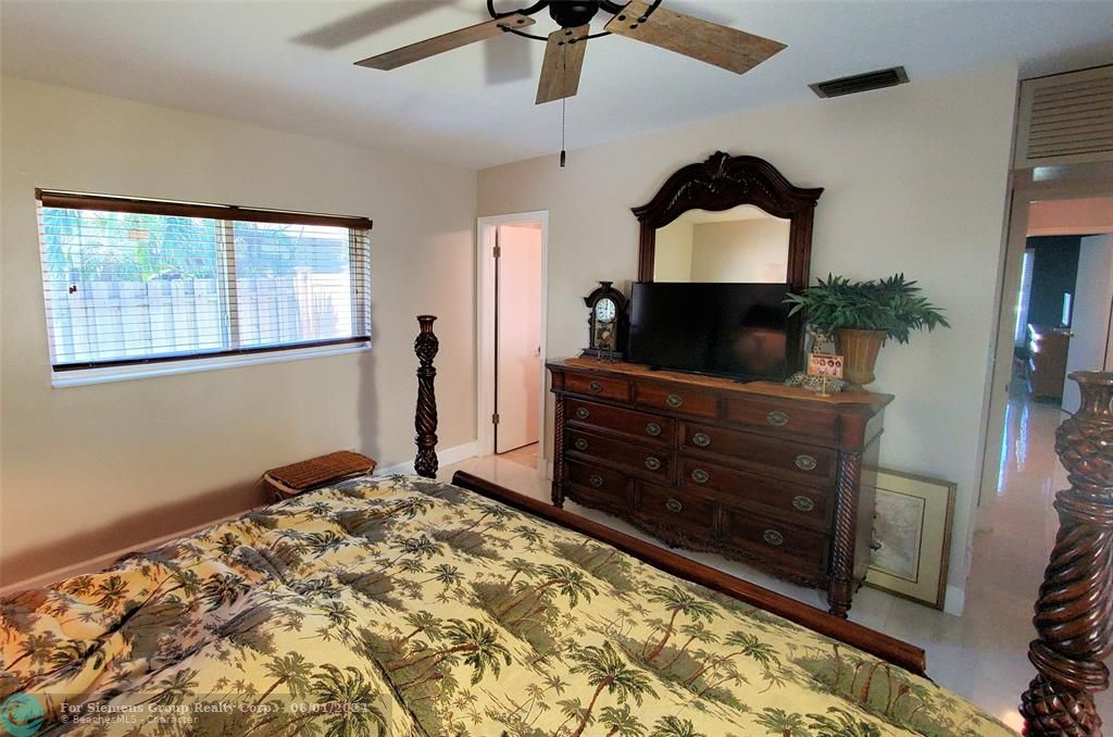 Boca Raton, Florida 33487, 2 Bedrooms Bedrooms, ,2 BathroomsBathrooms,Single Family,Exclusive Right,Appleby Street,F10449165
