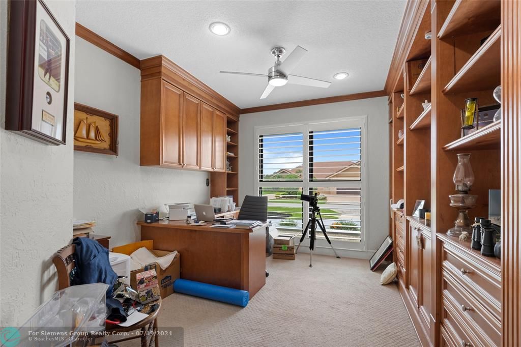 Boca Raton, Florida 33428, 4 Bedrooms Bedrooms, ,3 BathroomsBathrooms,Single Family,Exclusive Agency,Old Bridge Trl,F10449088