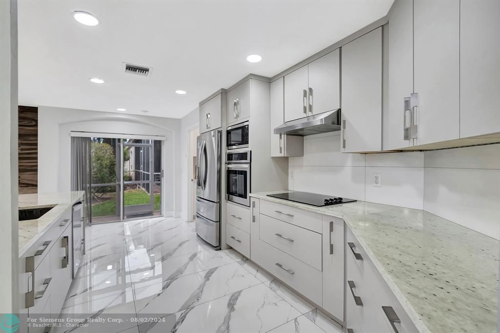 Boca Raton, Florida 33433, 4 Bedrooms Bedrooms, ,4 BathroomsBathrooms,Single Family,Exclusive Right,Brava Way,F10443723