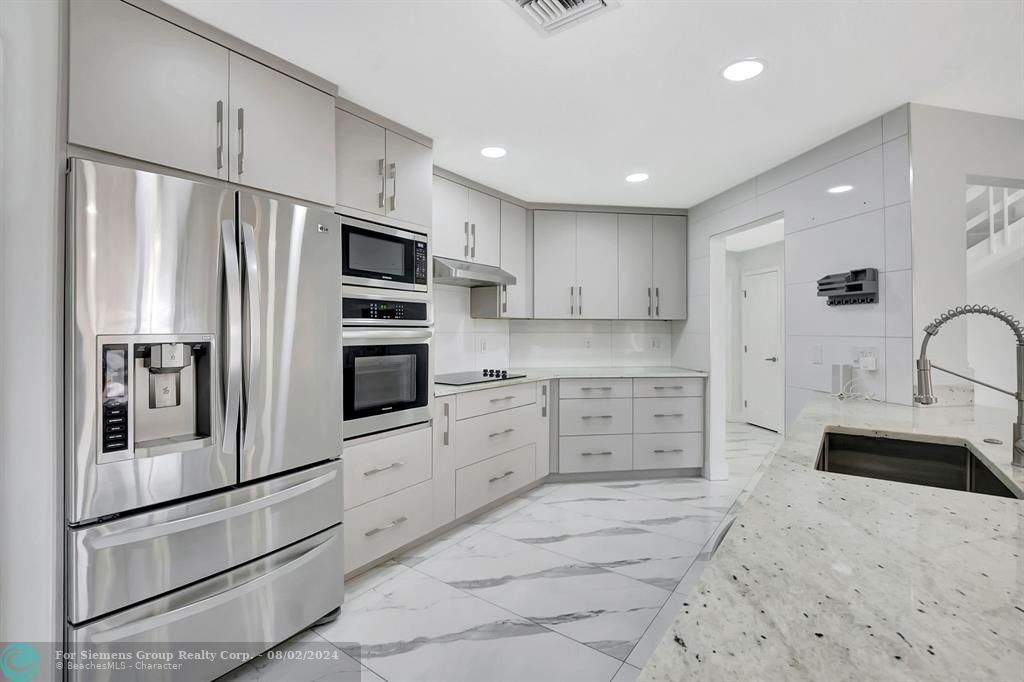 Boca Raton, Florida 33433, 4 Bedrooms Bedrooms, ,4 BathroomsBathrooms,Single Family,Exclusive Right,Brava Way,F10443723