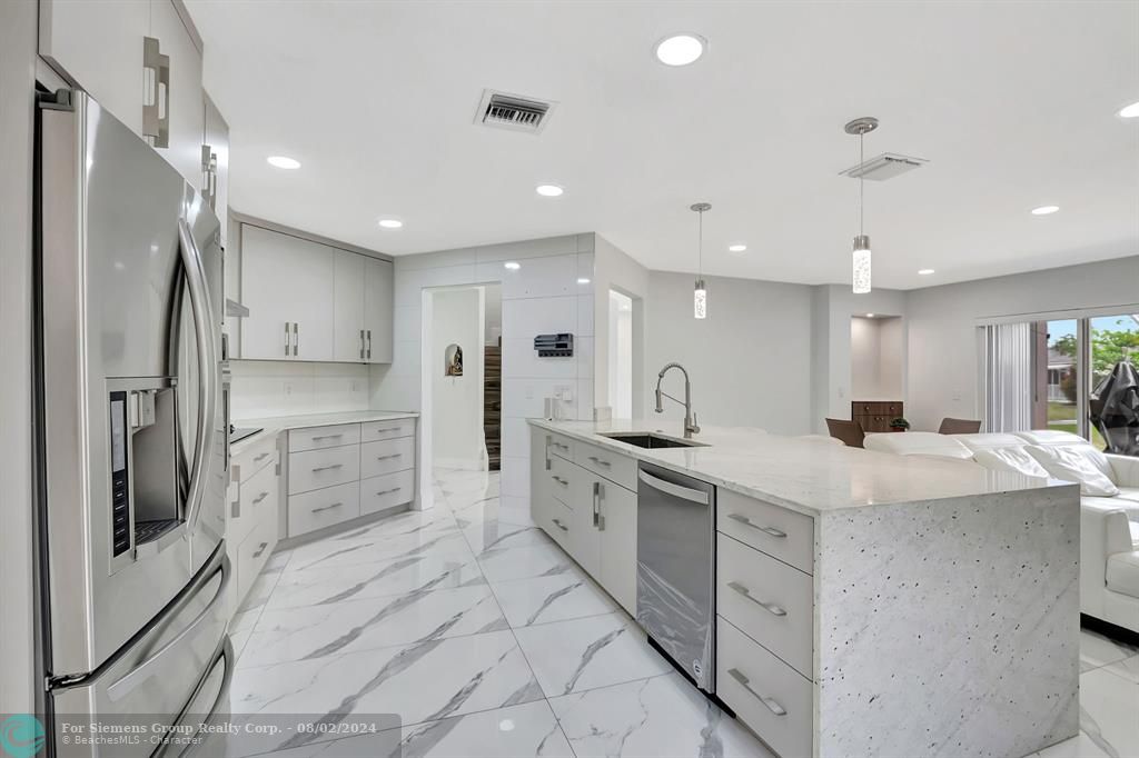 Boca Raton, Florida 33433, 4 Bedrooms Bedrooms, ,4 BathroomsBathrooms,Single Family,Exclusive Right,Brava Way,F10443723