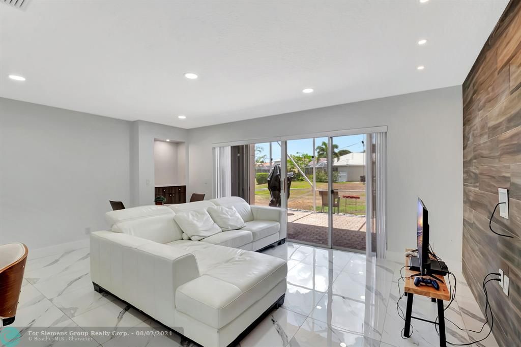 Boca Raton, Florida 33433, 4 Bedrooms Bedrooms, ,4 BathroomsBathrooms,Single Family,Exclusive Right,Brava Way,F10443723