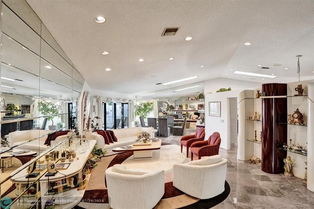 Boca Raton, Florida 33433, 3 Bedrooms Bedrooms, ,2 BathroomsBathrooms,Single Family,Exclusive Right,Esplanada Cir,F10450652
