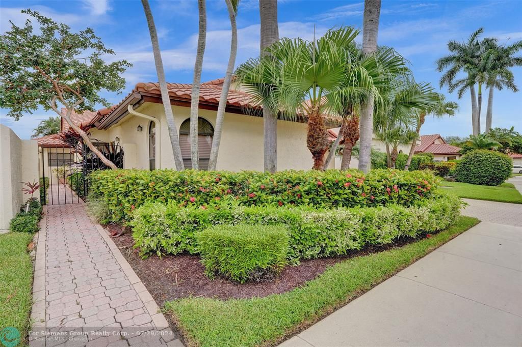 Boca Raton, Florida 33433, 3 Bedrooms Bedrooms, ,2 BathroomsBathrooms,Single Family,Exclusive Right,Esplanada Cir,F10450652