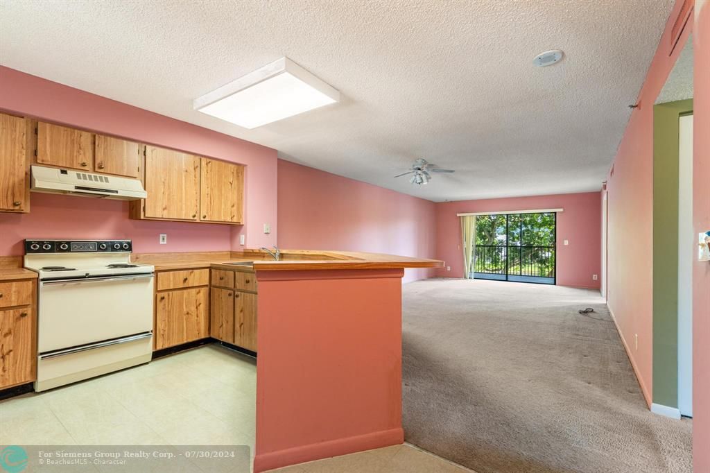 Pompano Beach, Florida 33069, 2 Bedrooms Bedrooms, ,2 BathroomsBathrooms,Condo/Co-op/Villa/Townhouse,Exclusive Right,Cypress Island Dr,F10450941