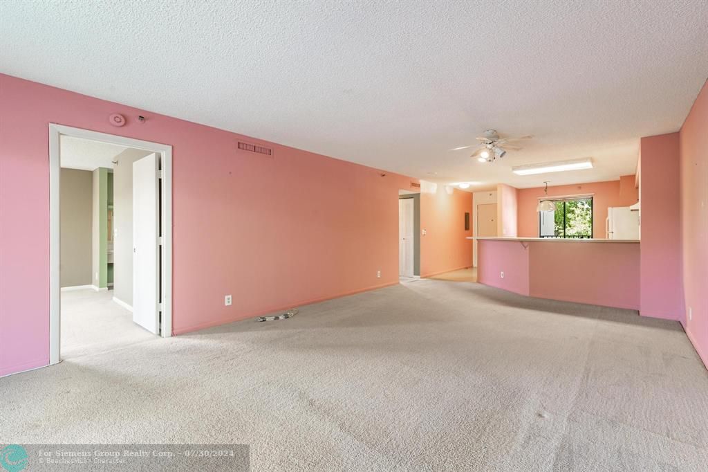 Pompano Beach, Florida 33069, 2 Bedrooms Bedrooms, ,2 BathroomsBathrooms,Condo/Co-op/Villa/Townhouse,Exclusive Right,Cypress Island Dr,F10450941