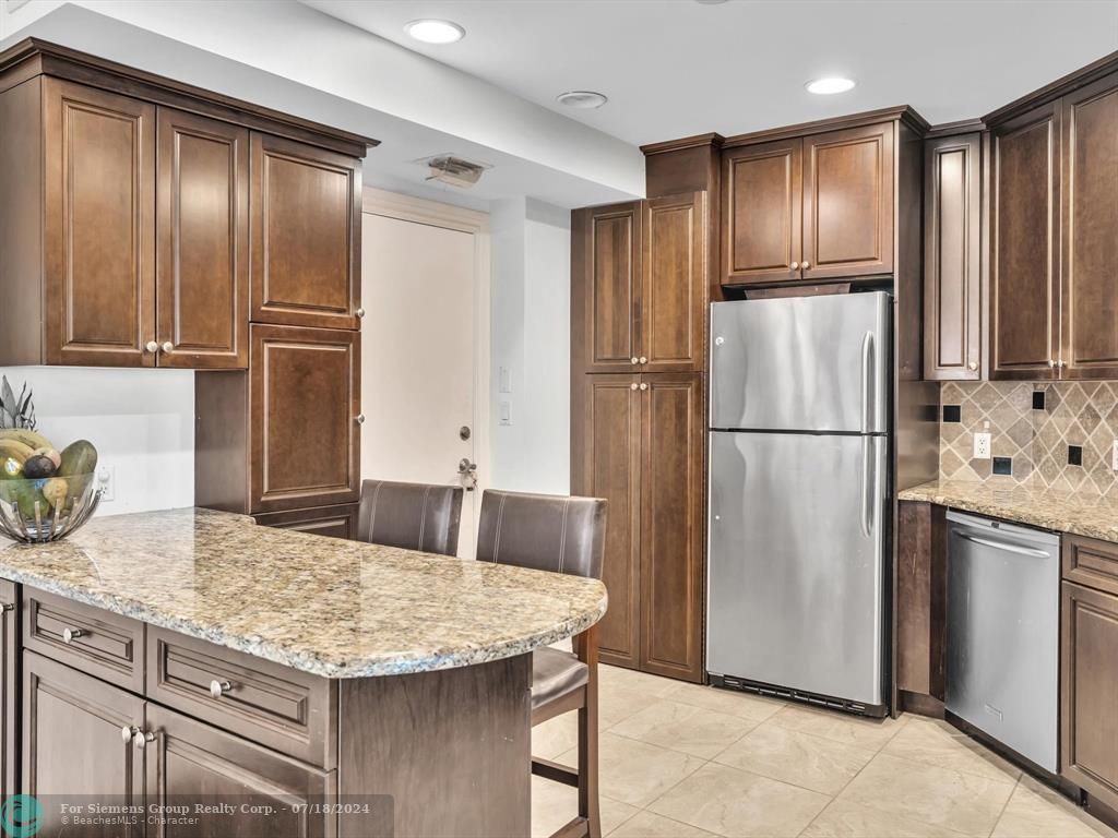 Boca Raton, Florida 33432, 2 Bedrooms Bedrooms, ,2 BathroomsBathrooms,Condo/Co-op/Villa/Townhouse,Exclusive Right,Camino Real,F10450221