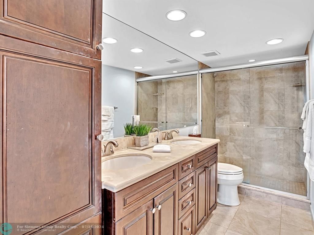 Boca Raton, Florida 33432, 2 Bedrooms Bedrooms, ,2 BathroomsBathrooms,Condo/Co-op/Villa/Townhouse,Exclusive Right,Camino Real,F10450221