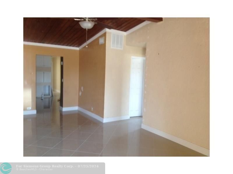 Boca Raton, Florida 33487, 4 Bedrooms Bedrooms, ,2 BathroomsBathrooms,Residential Rental,Exclusive Right,Hastings St,F10452685