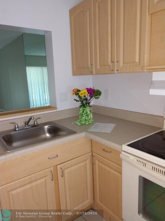 Boca Raton, Florida 33433, 2 Bedrooms Bedrooms, 1 Room Rooms,2 BathroomsBathrooms,Residential Rental,Exclusive Right,Somerset Dr,F10452894