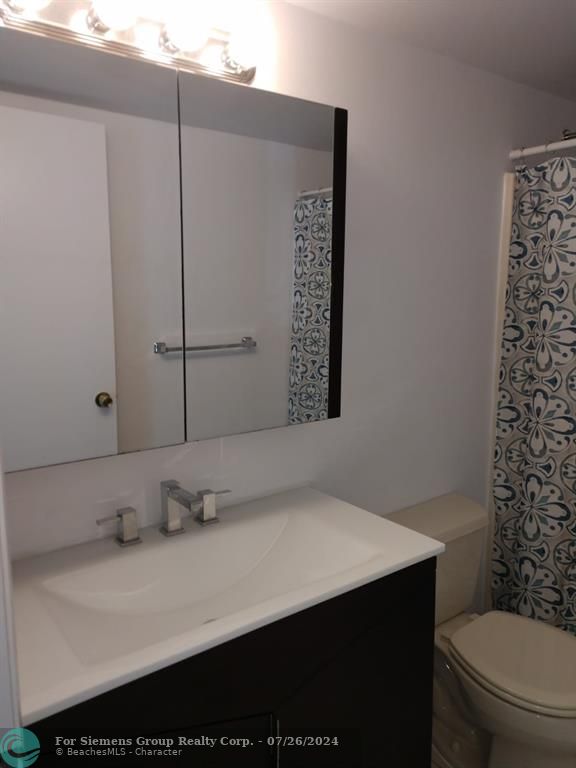 Boca Raton, Florida 33433, 2 Bedrooms Bedrooms, 1 Room Rooms,2 BathroomsBathrooms,Residential Rental,Exclusive Right,Somerset Dr,F10452894