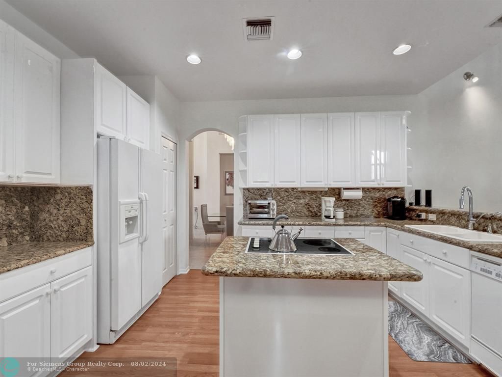 Boca Raton, Florida 33428, 5 Bedrooms Bedrooms, ,3 BathroomsBathrooms,Single Family,Exclusive Right,Antille Dr,F10440549