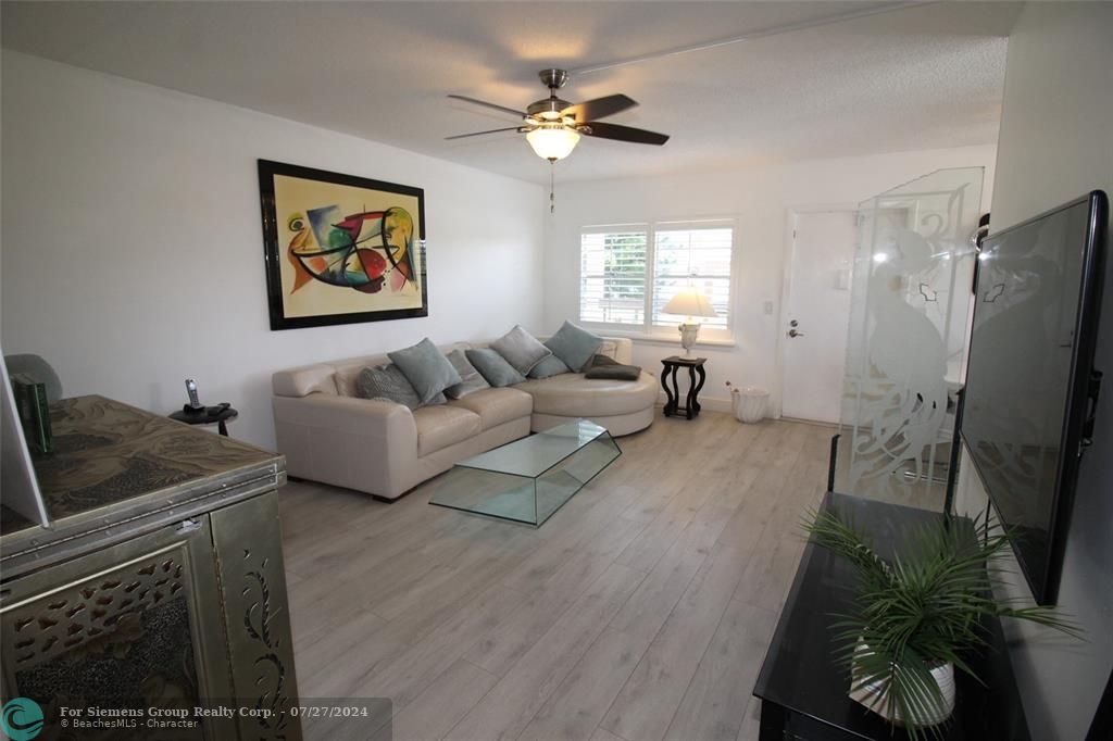 Boca Raton, Florida 33434, 2 Bedrooms Bedrooms, ,1 BathroomBathrooms,Condo/Co-op/Villa/Townhouse,Exclusive Agency,Mansfield K,F10452596