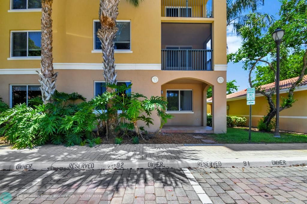 Hypoluxo, Florida 33462, 2 Bedrooms Bedrooms, 3 Rooms Rooms,2 BathroomsBathrooms,Residential Rental,Exclusive Right,Scotia Drive,F10453277