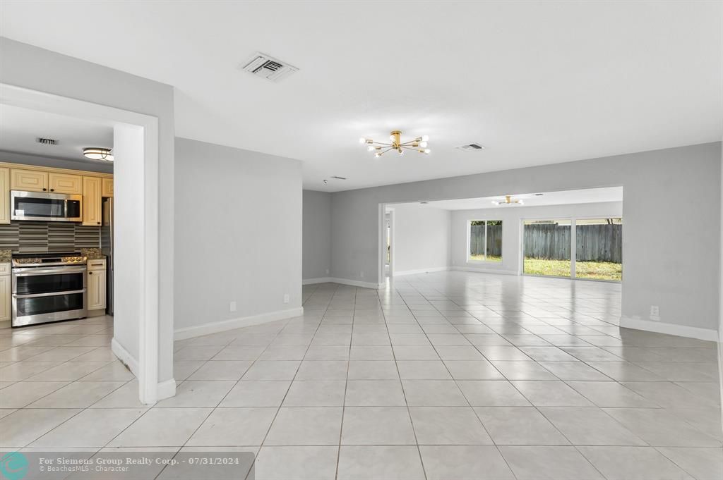 Boca Raton, Florida 33486, 5 Bedrooms Bedrooms, ,3 BathroomsBathrooms,Single Family,Exclusive Right,7th Street,F10451996