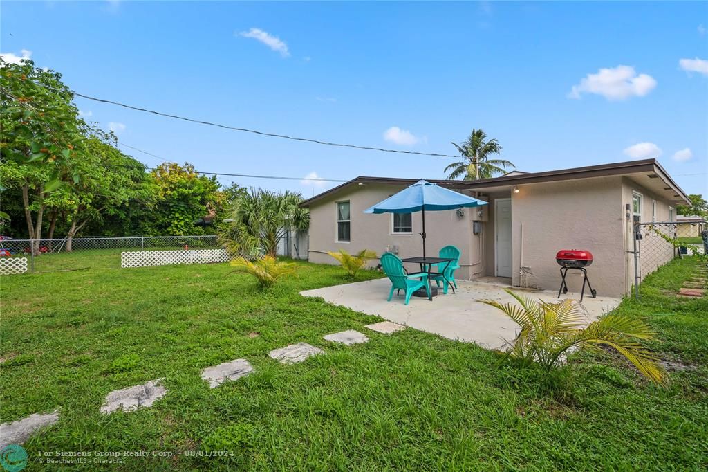 Boca Raton, Florida 33487, 3 Bedrooms Bedrooms, ,2 BathroomsBathrooms,Residential Rental,Exclusive Right,Glouchester St,F10453808