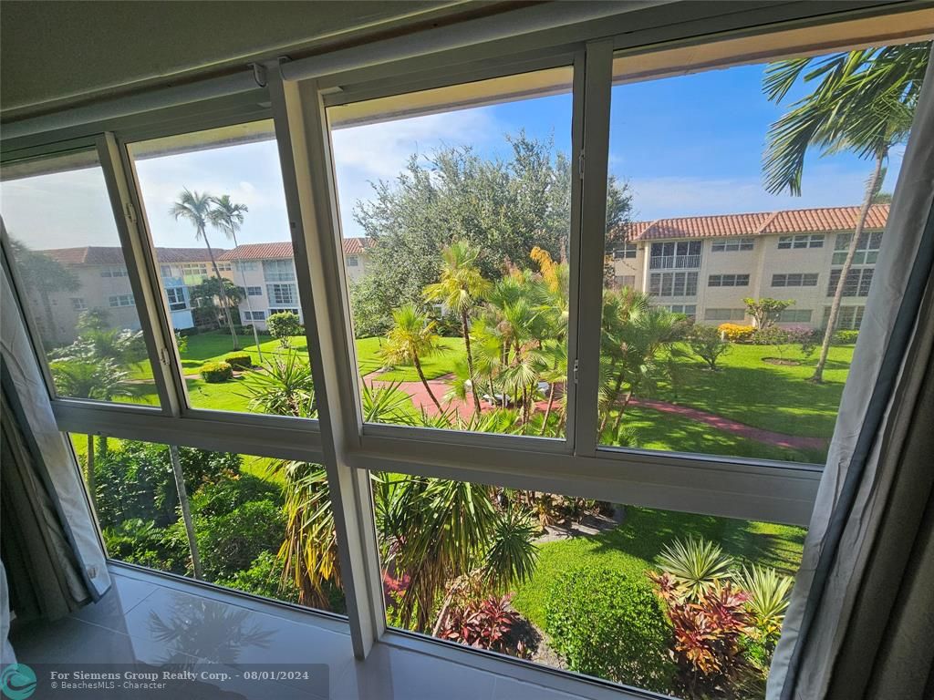 Boca Raton, Florida 33431, 1 Bedroom Bedrooms, ,1 BathroomBathrooms,Condo/Co-op/Villa/Townhouse,Exclusive Agency,20th St,F10453521