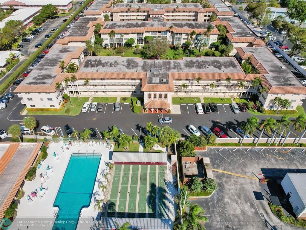 Boca Raton, Florida 33431, 1 Bedroom Bedrooms, ,1 BathroomBathrooms,Condo/Co-op/Villa/Townhouse,Exclusive Agency,20th St,F10453521